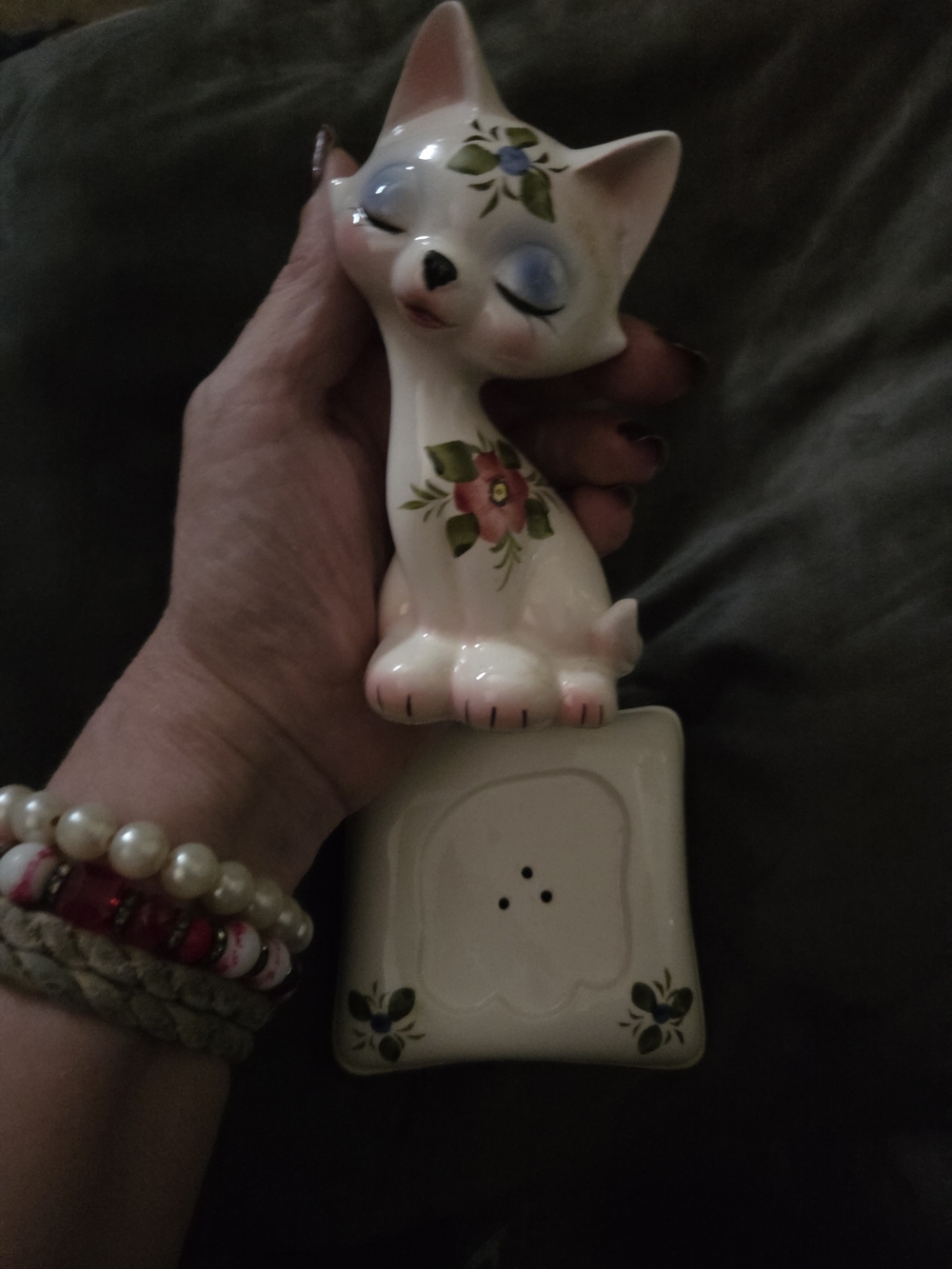 Enesco Japan Cat On Pillow In Box